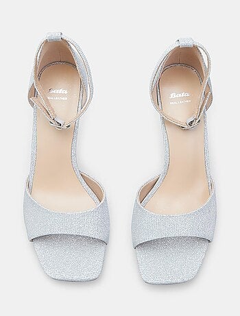 Sandales à talon avec bride à la cheville BATA