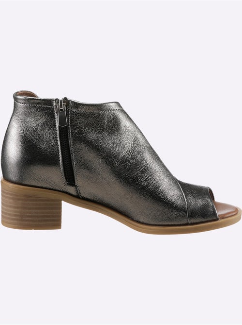 Sandales à talon bottier avec glissière latérale et doublure en cuir - taille standard - helline - Kiabi Sandales à talon bottier avec glissière latérale et doublure en cuir - taille standard - helline - Kiabi