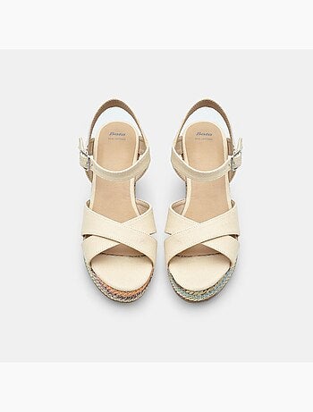 Sandales à talons compensés BATA