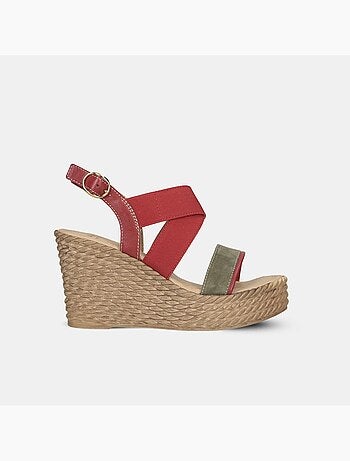 Sandales à talons compensés BATA