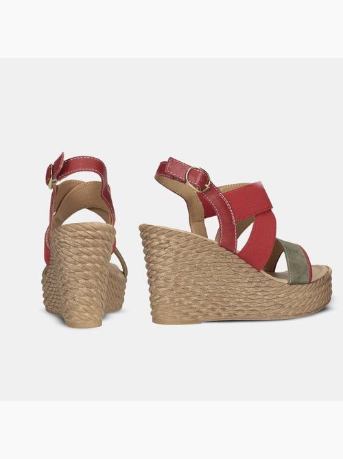 Sandales à talons compensés BATA - Kiabi