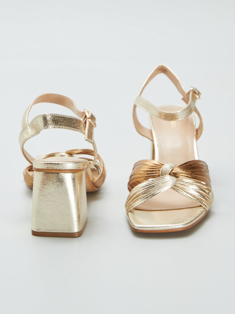 Sandales à talons en simili Doré - Kiabi