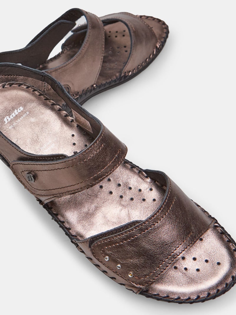 Sandales avec bande élastique BATA Bronze - Kiabi