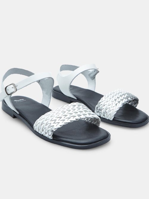 Sandales avec bande tressée BATA - Kiabi
