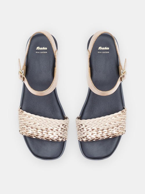 Sandales avec bande tressée BATA - Kiabi
