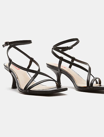 Sandales avec bride de cheville BATA