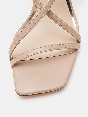 Sandales avec bride de cheville BATA