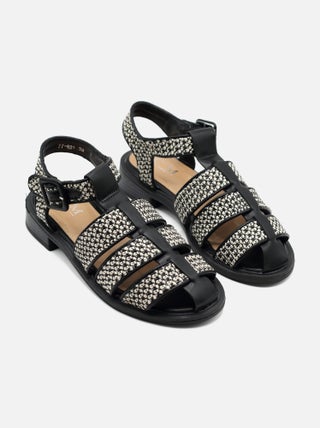 Sandales avec bride en macramé