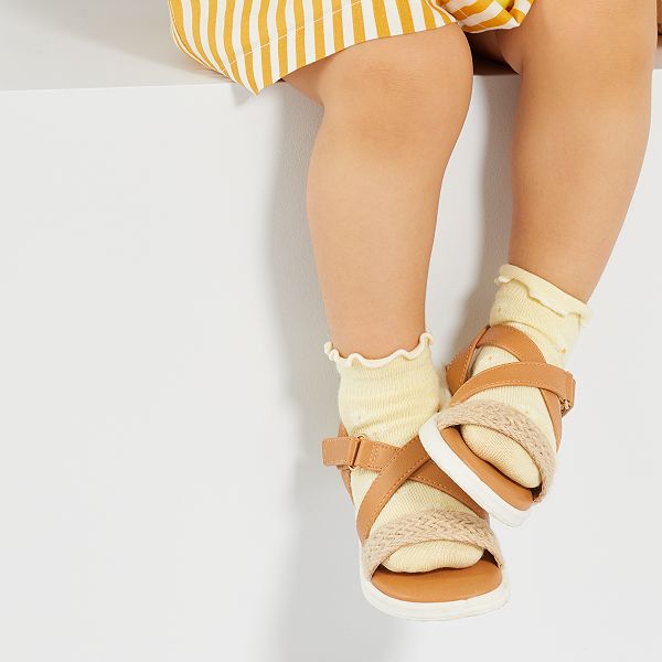 sandales avec brides