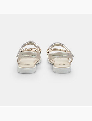 Sandales avec brides croisées Bata