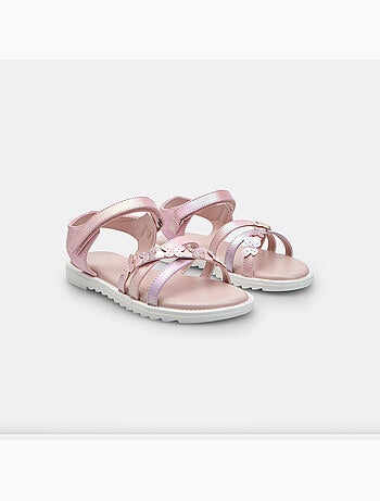 Sandales avec brides croisées bata