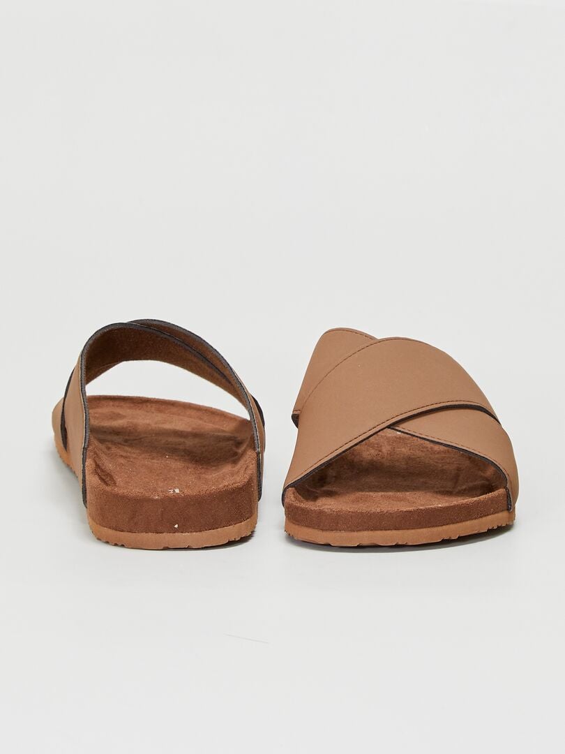 sandales brides croisees