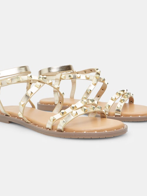 Sandales avec clous BATA - Kiabi