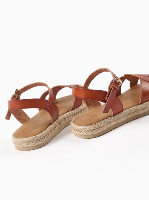 Sandales avec fermeture à boucle et rembourrage - Kiabi