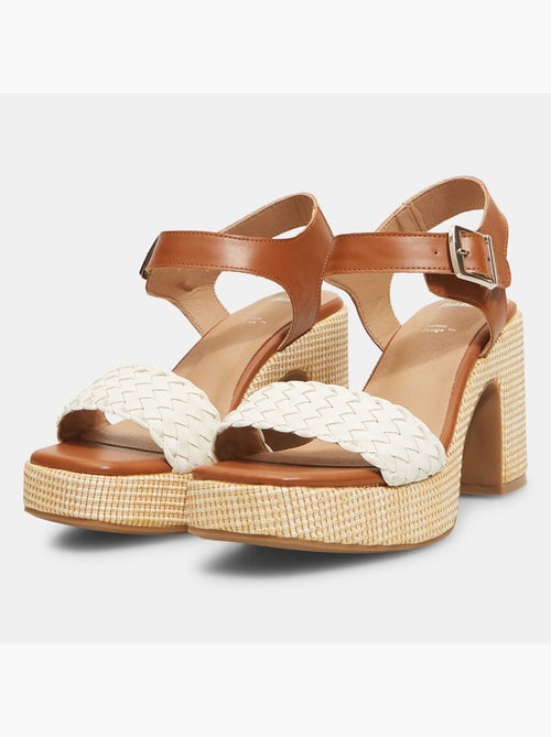 Sandales avec large talon en raphia BATA - Kiabi