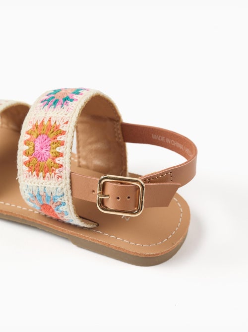 Sandales avec motif floral au crochet - Kiabi