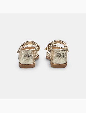 Sandales avec nœud Bata