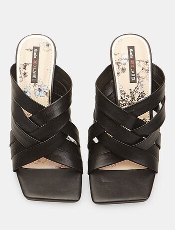 Sandales avec talon BATA