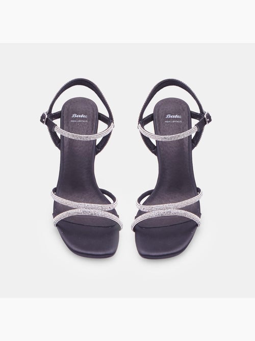 Sandales avec talon bata - Kiabi