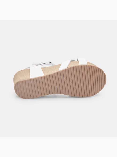 Sandales avec talon compensé de 6 cm BATA - Kiabi