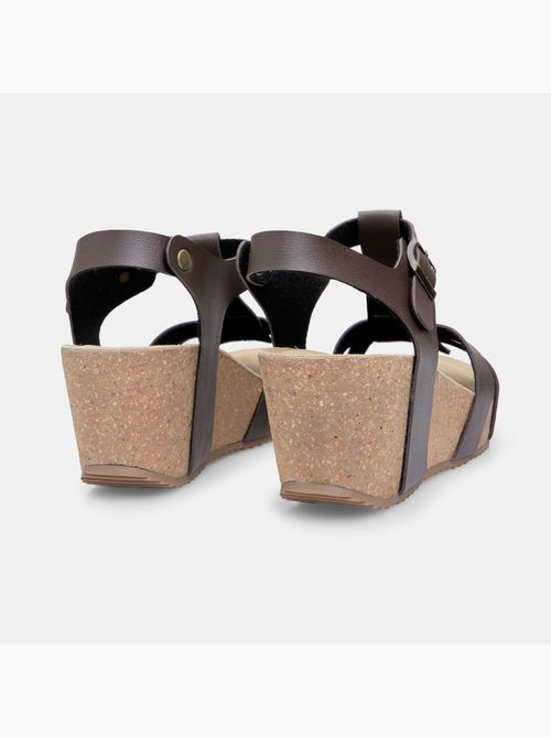 Sandales avec talon compensé de 6 cm BATA - Kiabi Sandales avec talon compensé de 6 cm BATA - Kiabi