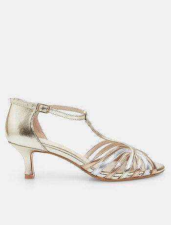 Sandales avec talon de 6 cm BATA