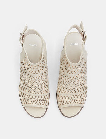Sandales avec talon de 8 cm BATA