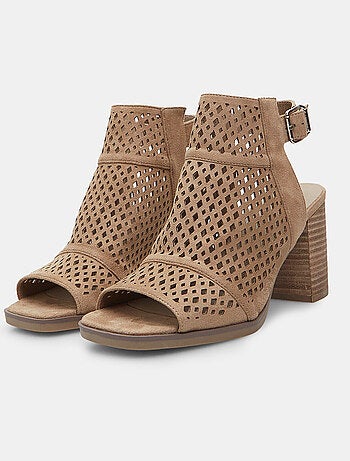 Sandales avec talon de 8 cm BATA