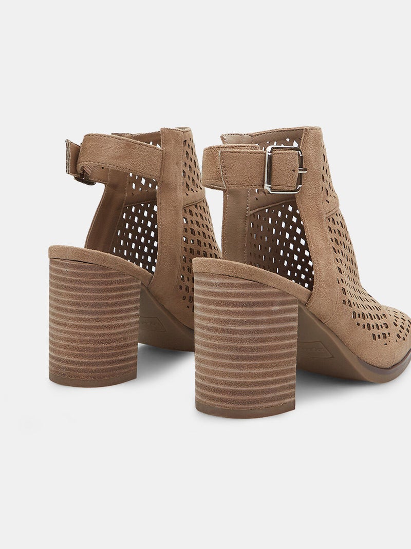 Sandales avec talon de 8 cm BATA Beige - Kiabi