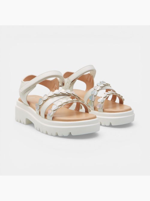 Sandales Bata avec brides croisées - Kiabi Sandales Bata avec brides croisées - Kiabi