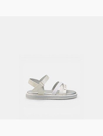 Sandales Bata avec brides croisées