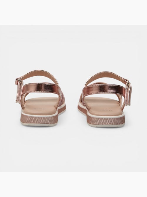 Sandales Bata avec brides croisées - Kiabi Sandales Bata avec brides croisées - Kiabi