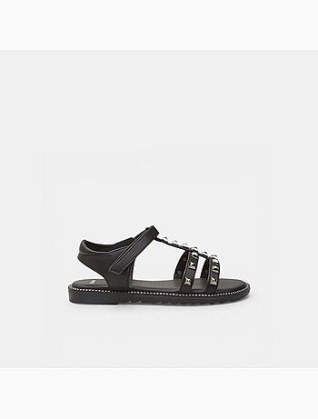 Sandales Bata avec clous