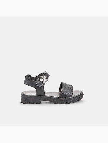Sandales Bata avec semelle plateforme