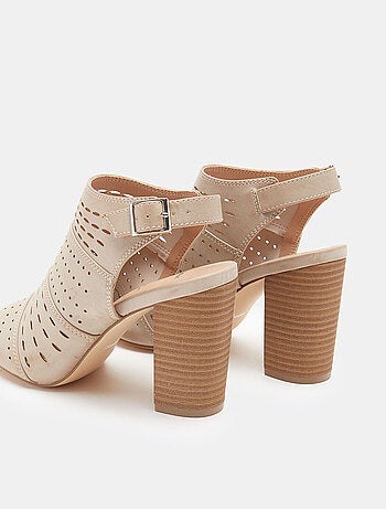 Sandales bout ouvert ajourées BATA