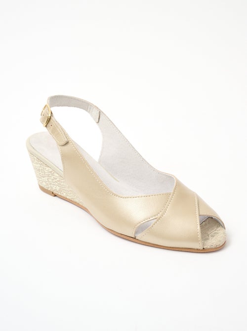 Sandales bout ouvert largeur confort cuir - Kiabi