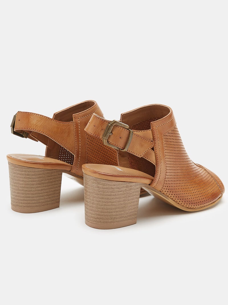 Sandales bout ouvert talon moyen BATA Marron - Kiabi