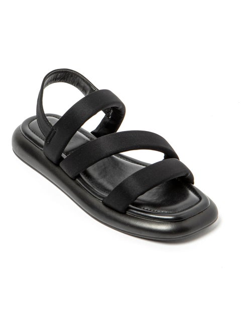 Sandales Brasileras pour femmes avec semelles en gomme - Kiabi Sandales Brasileras pour femmes avec semelles en gomme - Kiabi