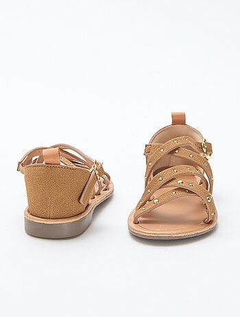 Sandales brides avec clous