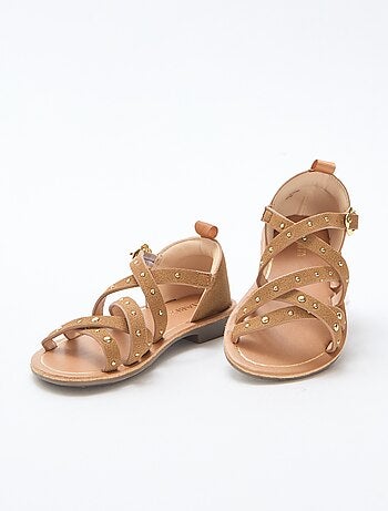 Sandales brides avec clous