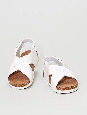 Sandales brides croisées