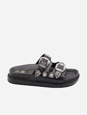 Sandales cloutées