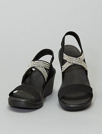 Sandales compensées à strass 'Skechers'