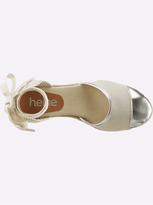 Sandales Compensées De Fabrication Espagnole - Taille Standard - helline - Kiabi