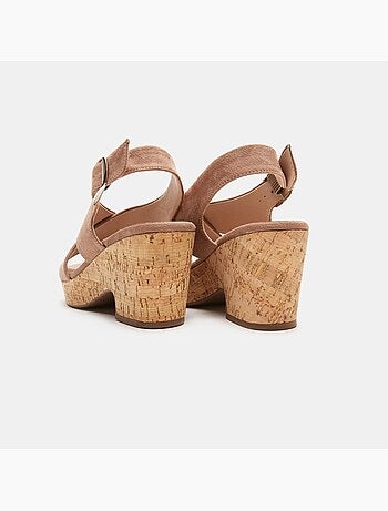 Sandales compensées d'été BATA