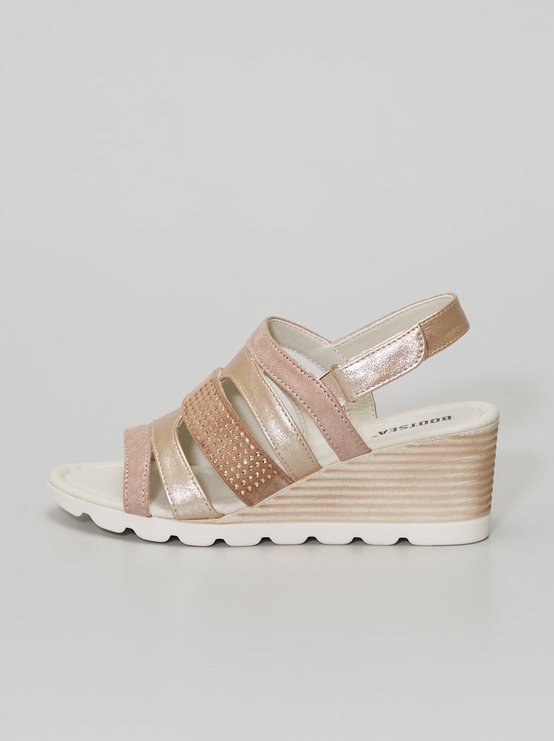 Sandales compensées en simili Beige - Kiabi