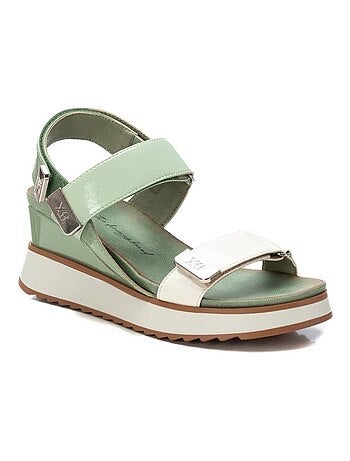 Sandales compensées femme