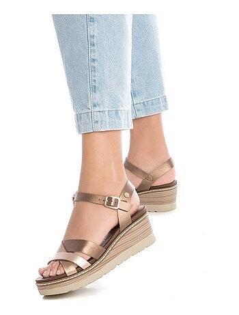 Sandales compensées femme