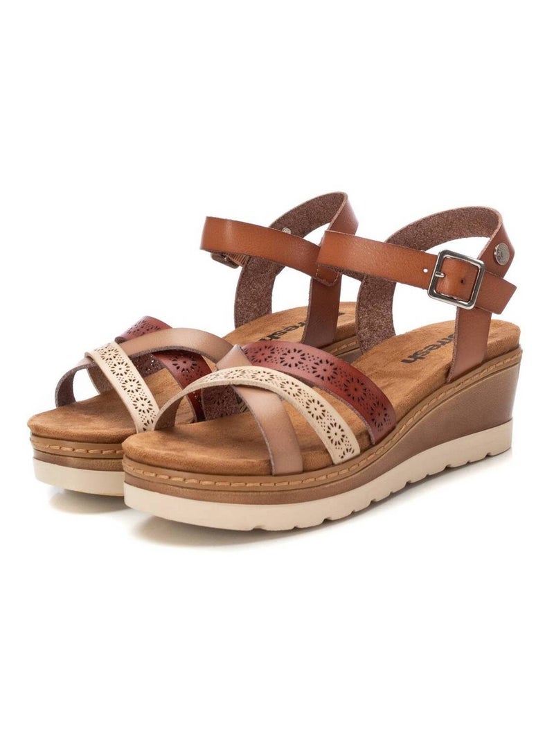Sandales compensées femme Camel - Kiabi