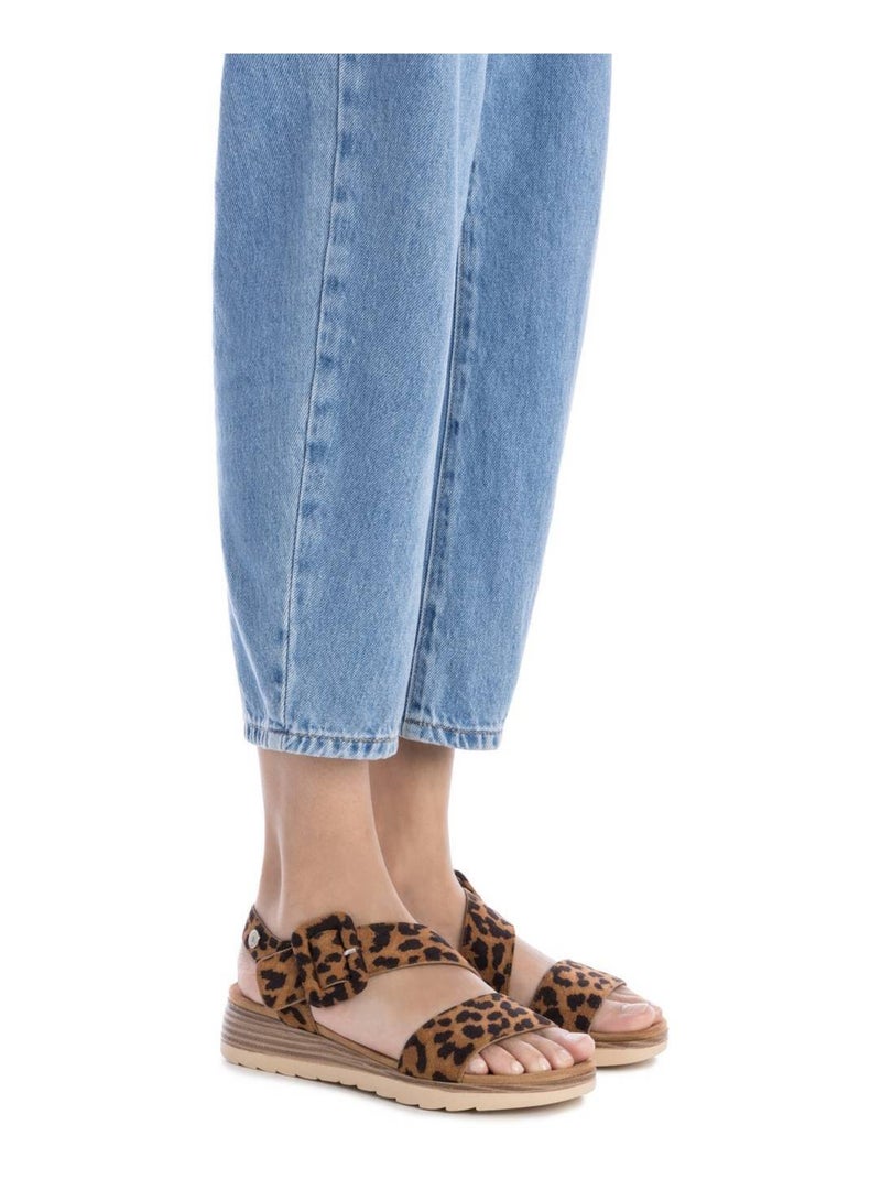 Sandales compensées femme Camel - Kiabi